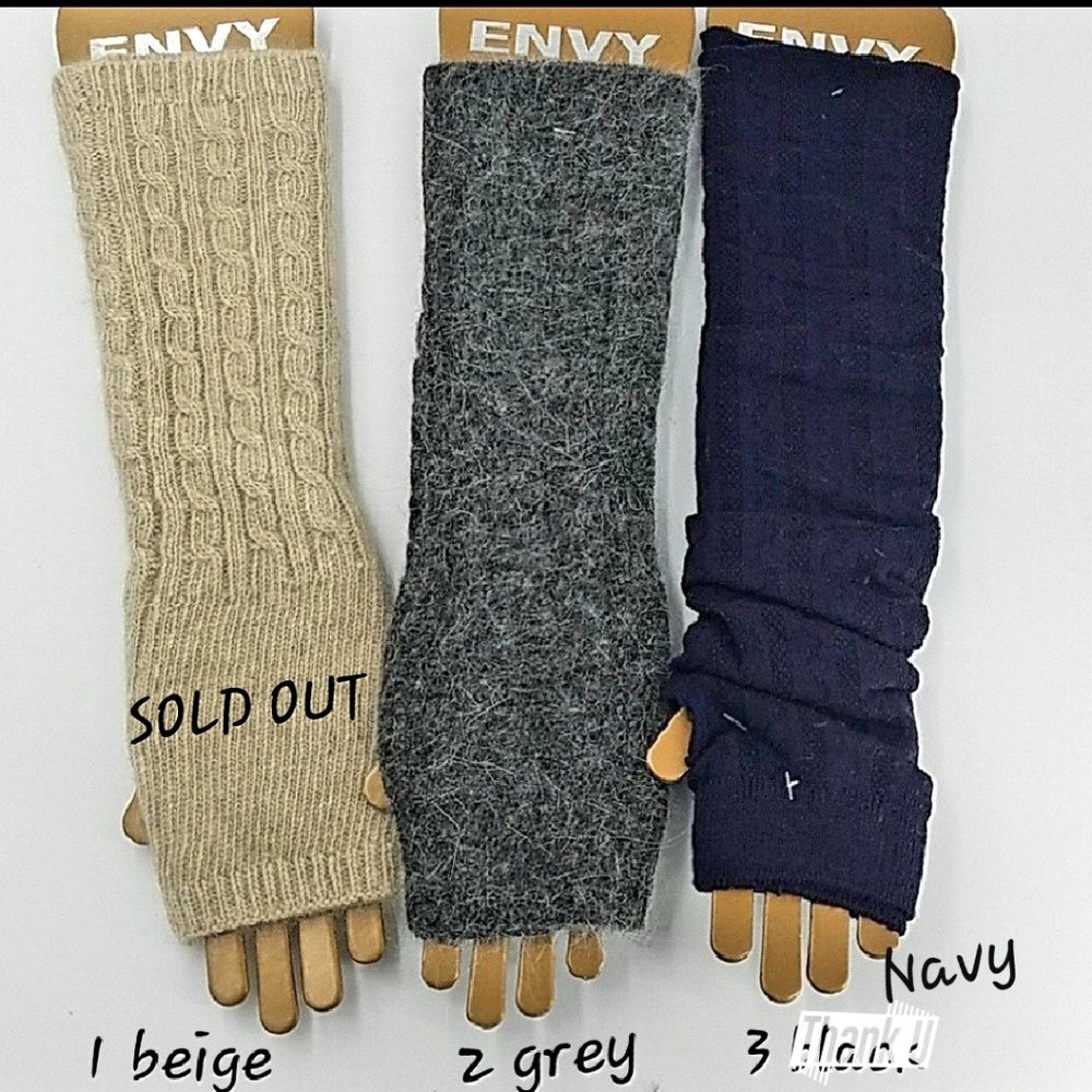 NWT Envy Knit Arm Warmers Colors/Designs One size - Picture 2 of 8